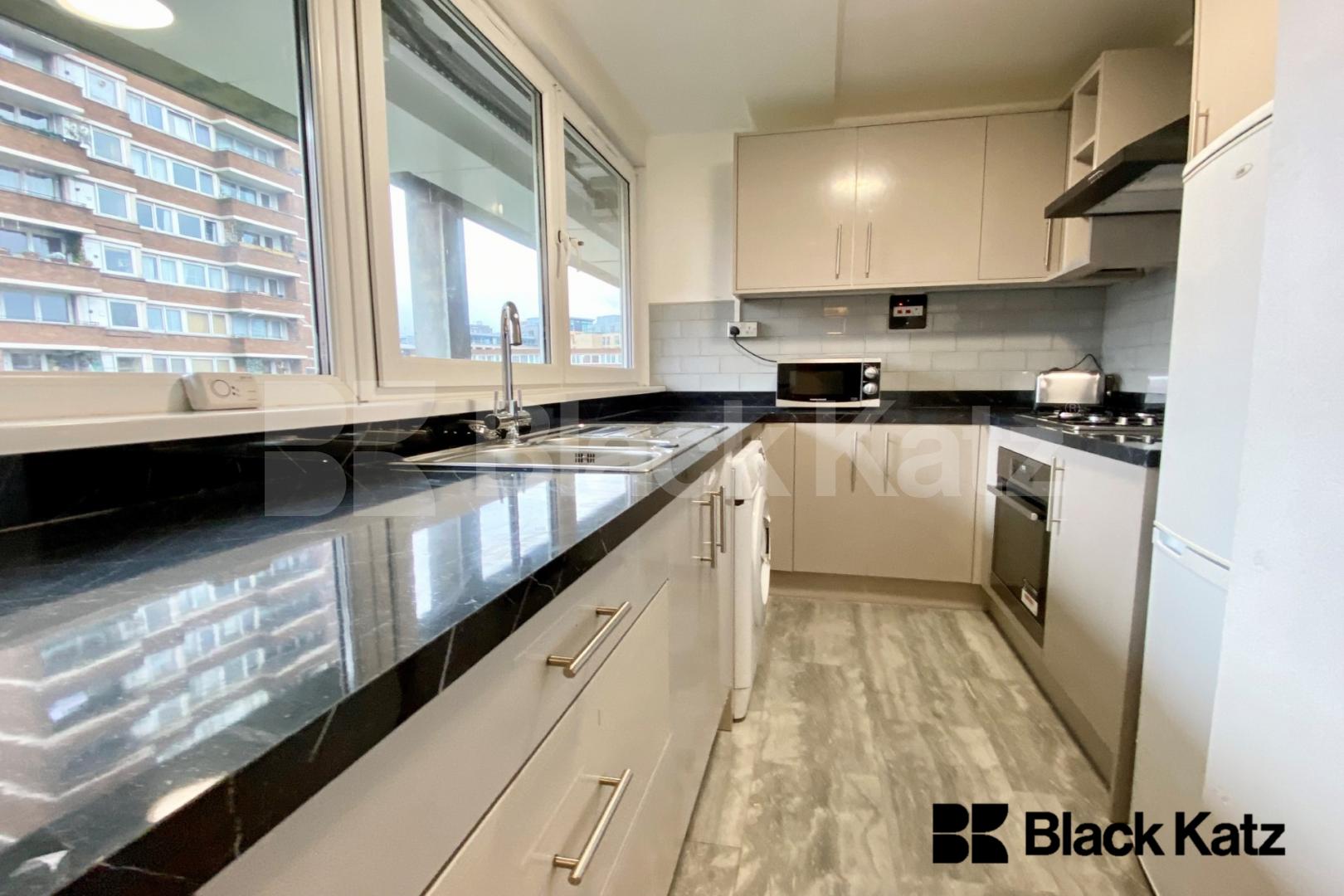 Three Bedroomed Apartment in the Heart of London Bridge Mulvaney Way, London Bridge 